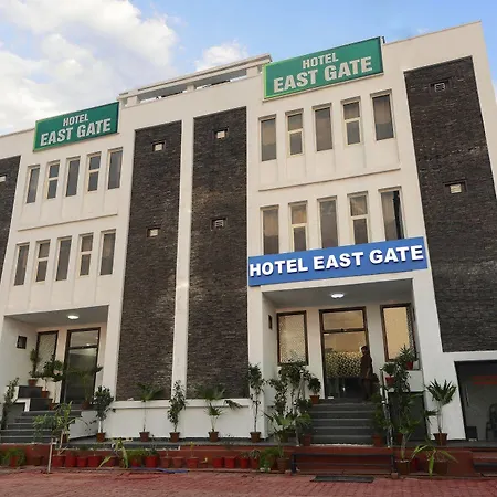 Hotel Agra Dazzling East Gate